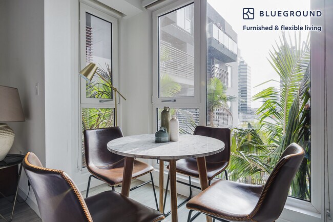 12035 Wilshire Blvd unit FL5-ID1293, Los Angeles, CA 90025 - photo 5