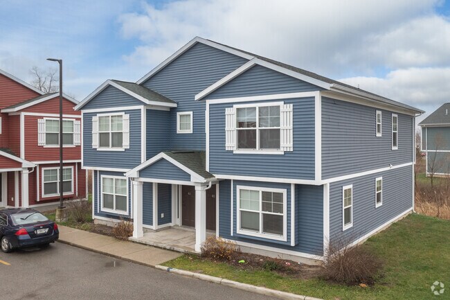 Campus Creek Cottages, Big Rapids, MI 49307 - photo 3