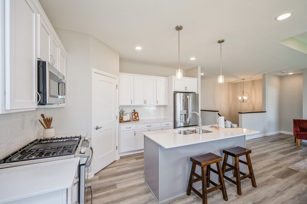 1486 Otter Way unit 37169817, New Richmond, WI 54017 - photo 1