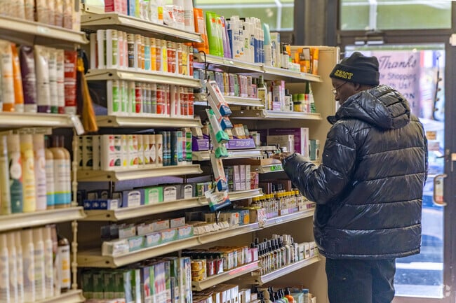 Clifton Natural Foods in Clifton has natural products including spices and cleaning products.