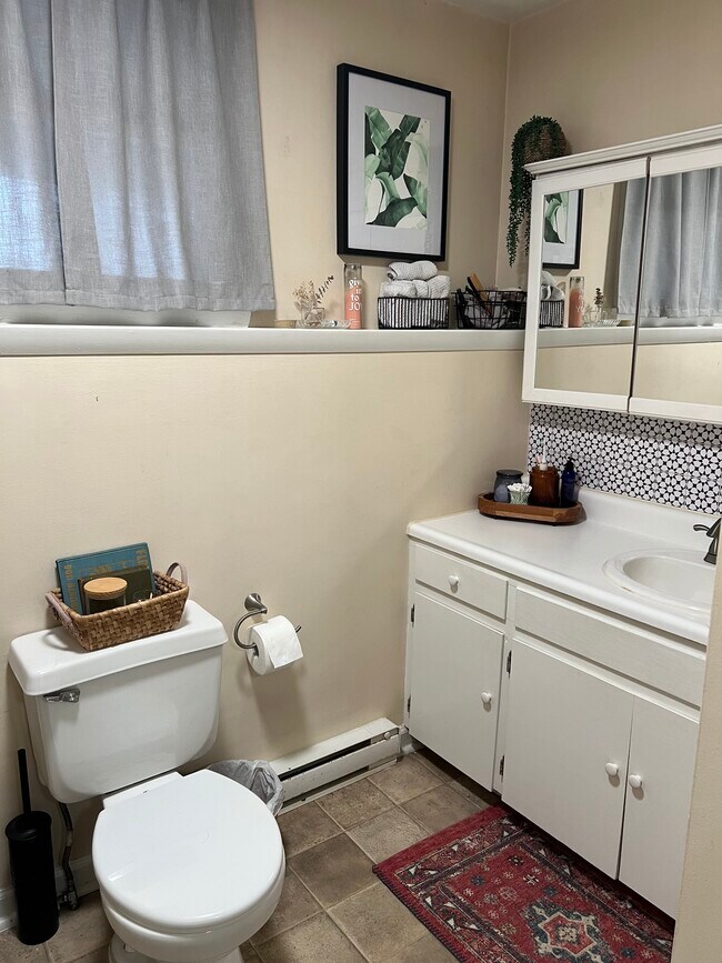 88 Kriskarli Dr, Hartford, VT 05001 - photo 4