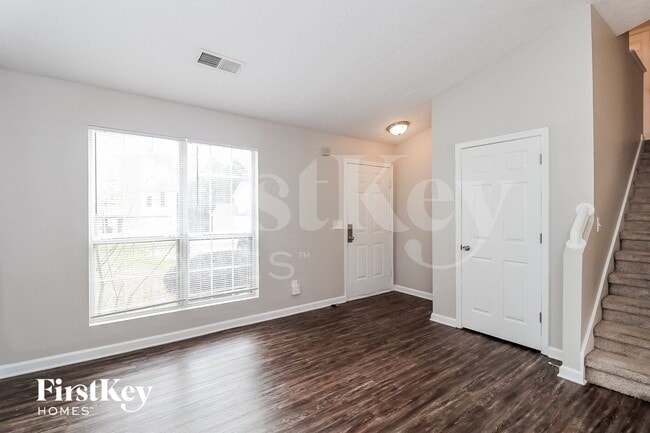 5629 Norman Dr, Atlanta, GA 30349 - photo 3