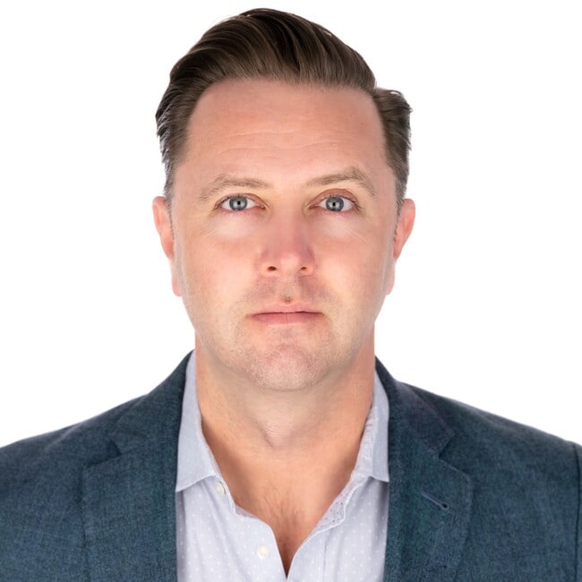 Agent Photo