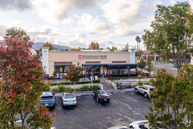 Marugame Udon offers authentic japanese noodles and soup.