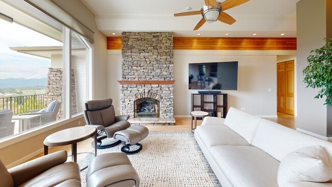 3894 Hillcrest Rd, Medford, OR 97504 - photo 2