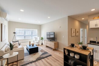 23 Prentice St, North Grafton, MA 01536