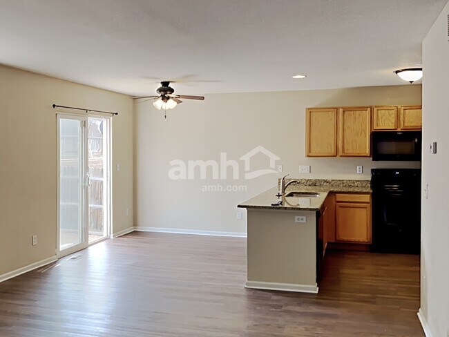 21092 E 40th Place, Denver, CO 80249 - photo 5