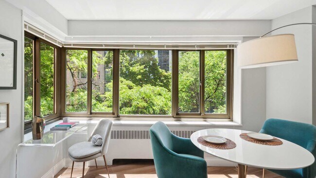 1355 N Astor St unit 514, Chicago, IL 60610 - photo 5