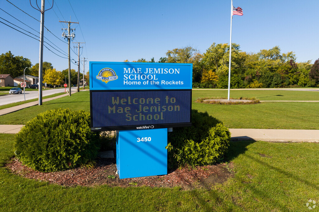 Mae Jemison Elementary School is a public school in the southern suburbs of Hazel Crest.