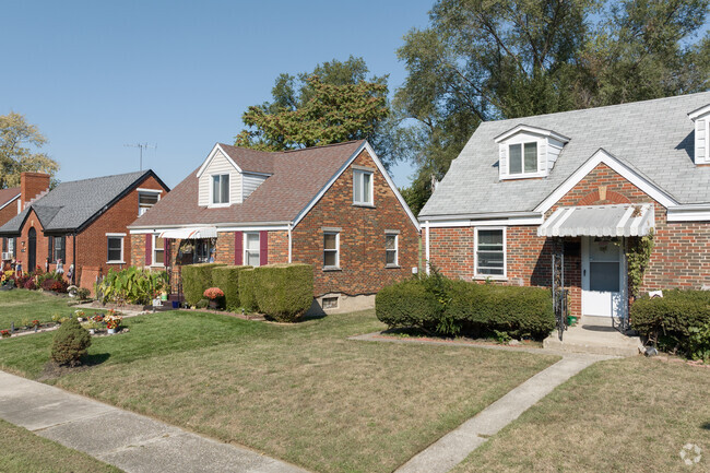 The Carillon neighborhood attracts a variety of new residents.