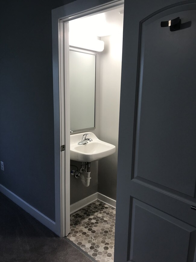 Patuxent Crossing, Lexington Park, MD 20653 - photo 5