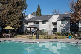 5443 College Oak Dr, Sacramento, CA 95841