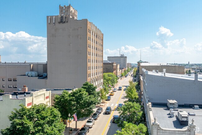 Northshore is located just minutes from Downtown Oshkosh.