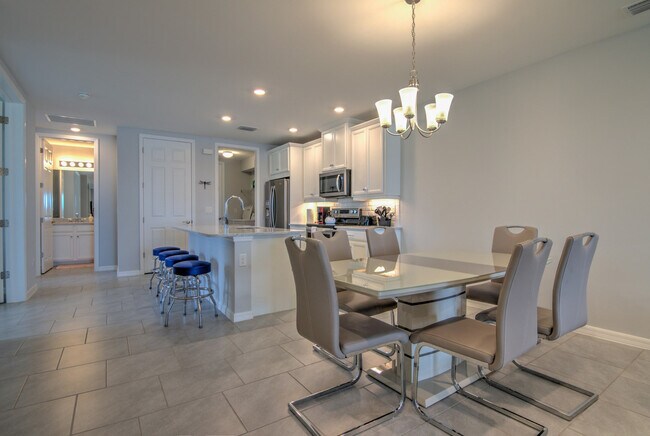 14632 Edgewater Cir unit ID1049696P, Naples, FL 34114 - photo 5