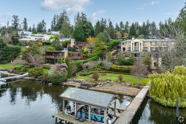 Shoreside homes have their own docks and watercraft.