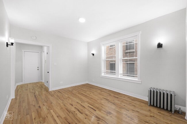 4720 S Drexel Blvd Chicago, IL 60615, Chicago, IL 60615 - photo 2