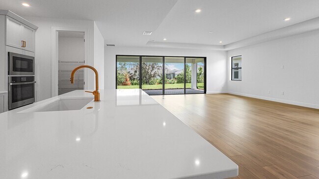 14375 Hammock Oak St, Parrish, FL 34219 - photo 4