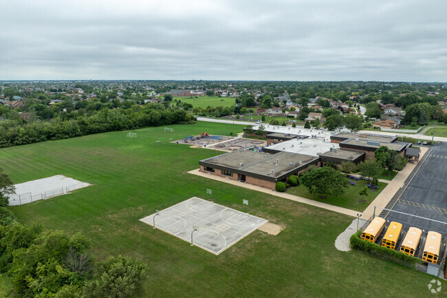 Southwest Chicago Christian Schools offers a space where all people can learn and thrive.