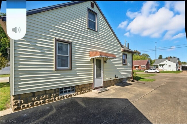 132 33rd St SE, Canton, OH 44707 - photo 3