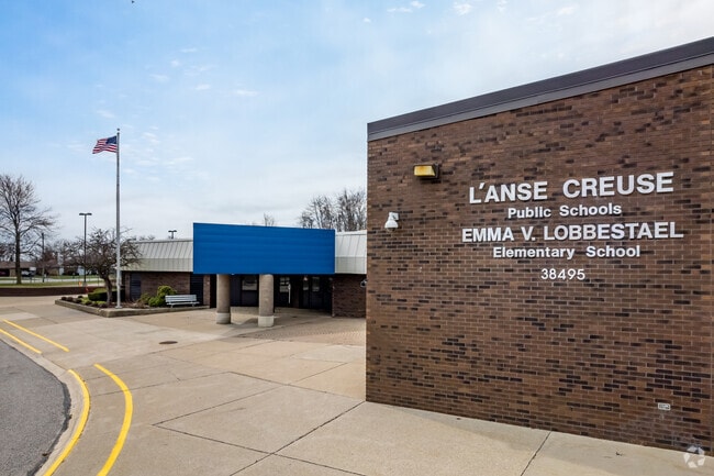 Students Can Attend Emma V Lobbestael Elementary Nearby