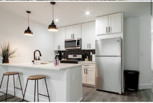 1530 Neal St NE unit 1B, Washington, DC 20002 - photo 3