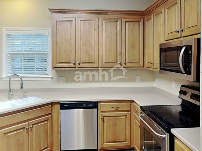 2042 Keene Cir, Spring Hill, TN 37174 - photo 4