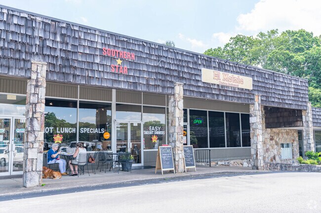 Southern Star is one of Walden's favorite meeting spots for lunch.