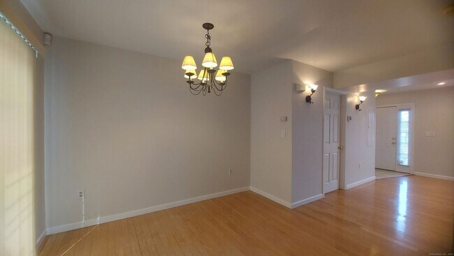 273 Bridge St, Groton, CT 06340 - photo 6