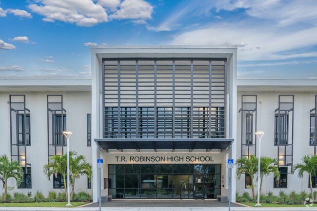 Robinson High School welcomes students to learn.
