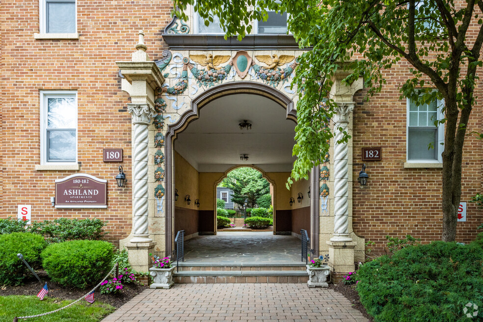 Ashland Assoc.