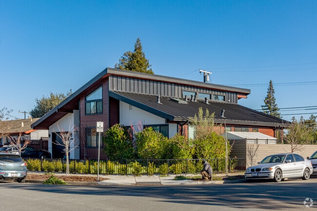 Newly constructed contemporary-style homes are available in Hathaway.