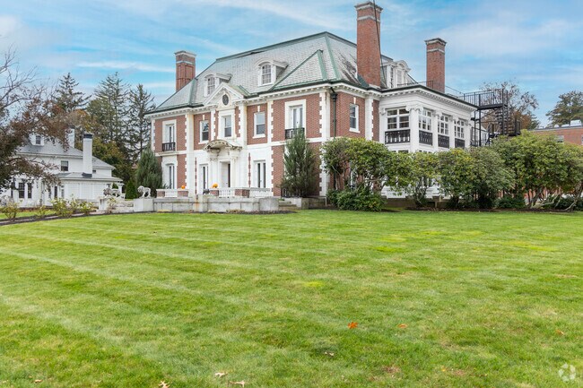 An early 19th century Victorian home right off downtown Nashua.