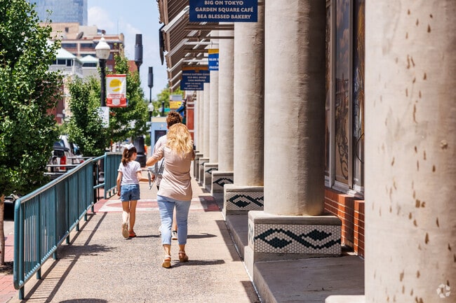 Downtown Little Rock is a pedestrian and cyclist friendly area.