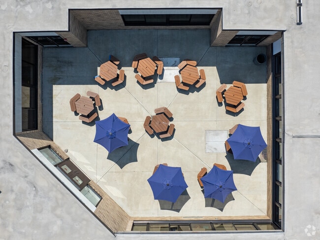 Highland High School outdoor seating area.