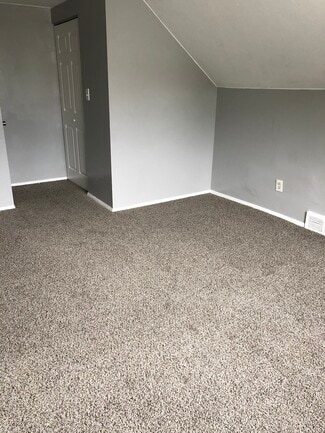 4692 E 173rd St, Cleveland, OH 44128