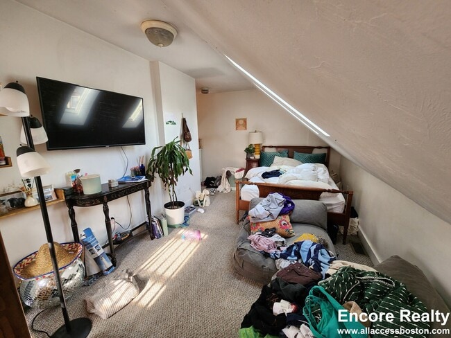 51 Gardner St unit 51 Gardner Street, Allston, MA 02134 - photo 4