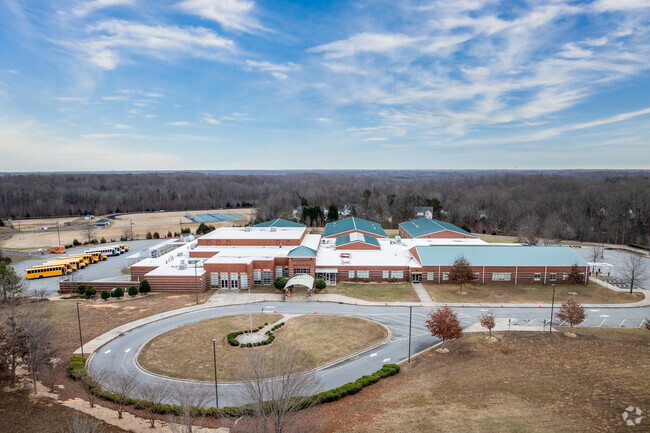 William Ellis Middle School is an above-average school in Davie County.
