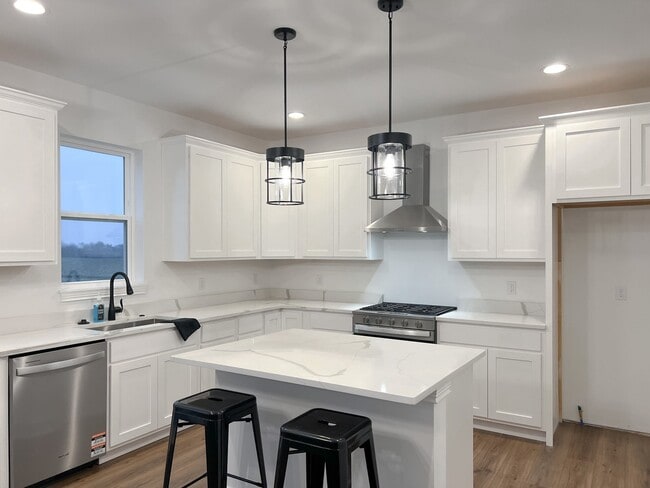 7183 Genesis Way, Bettendorf, IA 52722 - photo 3