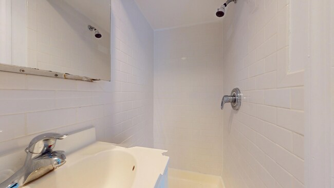 3 Centre Market Place unit 2, New York, NY 10013 - photo 7