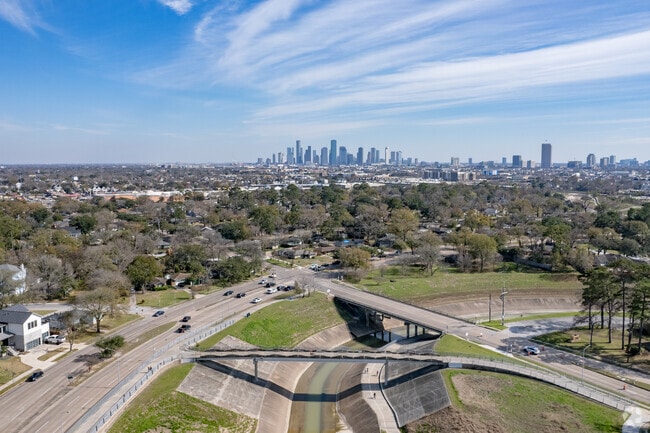 Trails provide residents of Lazy Brook-Timbergrove with access to downtown.