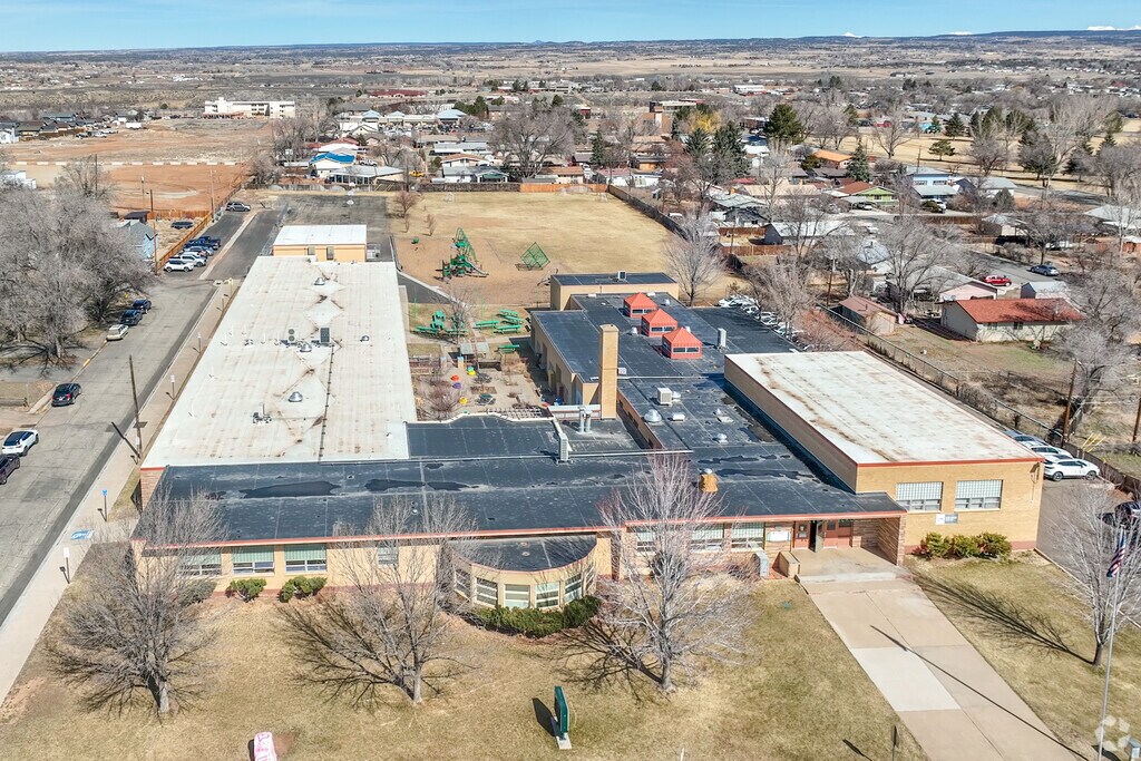 Kemper Elementary School is one of the few schools in Cortez.