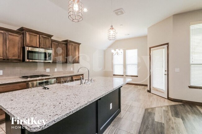 15904 Tall Grass Dr, Oklahoma City, OK 73170 - photo 4