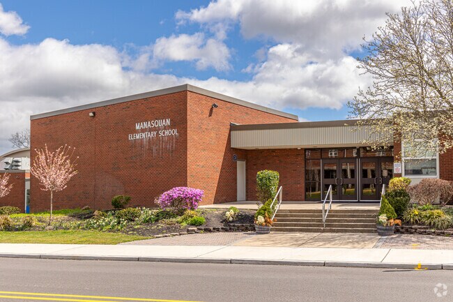 Manasquan Elementary School serves Kindergarteners through eighth graders in Manasquan, NJ.