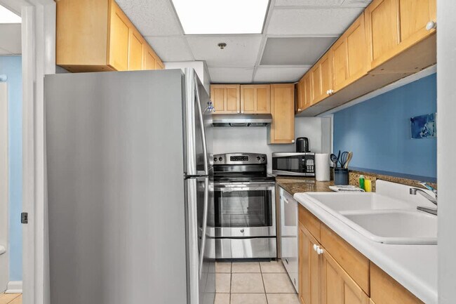 Sunbird unit FL8-ID1355022P, Panama City Beach, FL 32408 - photo 5