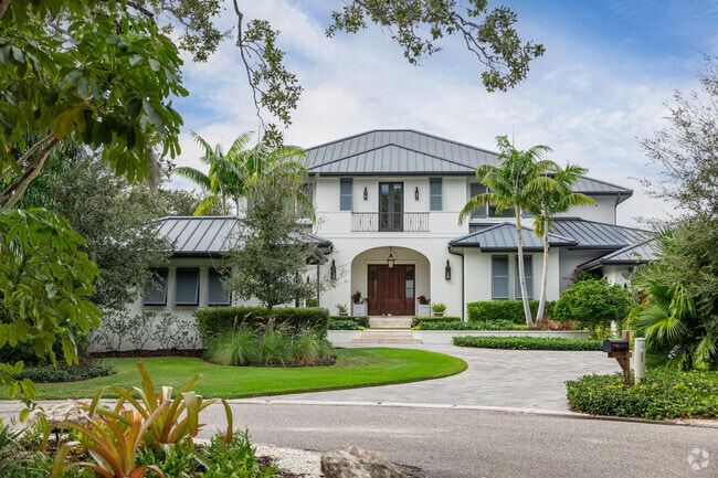 South Sarasota has many large custom homes on sizeable properties.