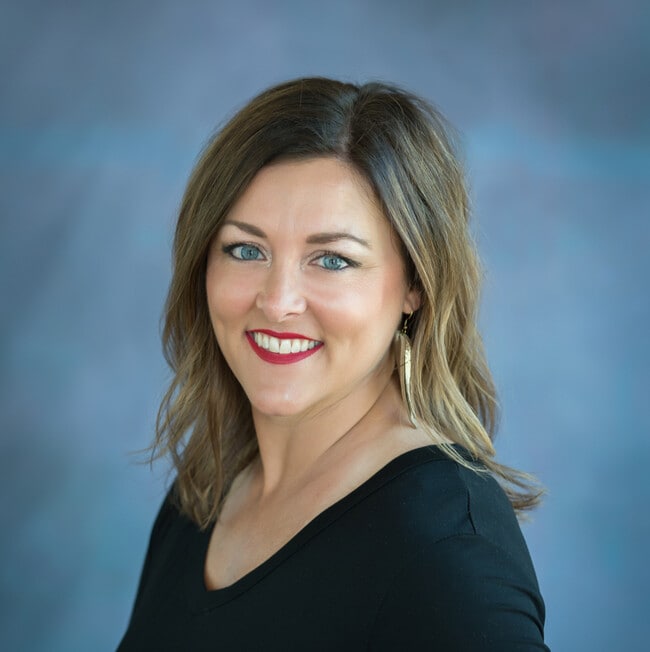 Leslie Devary