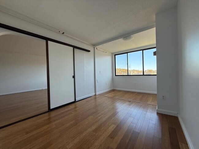 1753 Beacon St unit 809, Brookline, MA 02445 - photo 2