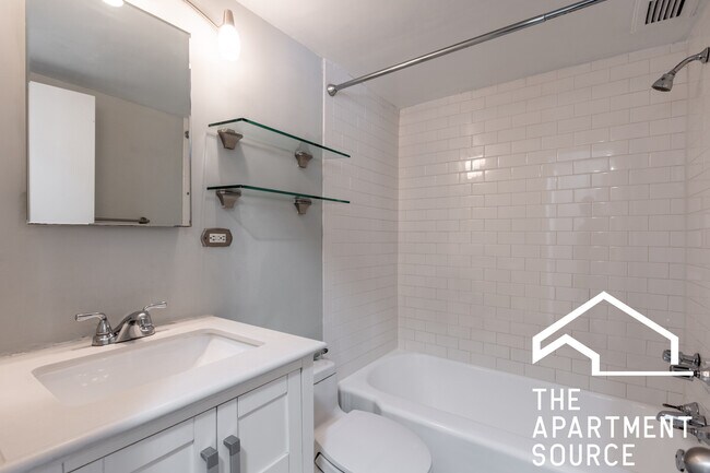 445 W Wellington Ave unit 14G, Chicago, IL 60657 - photo 7