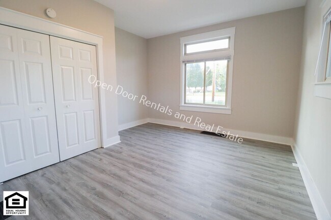 428 Lincoln Hwy E unit 428 Lincoln Highway, New Haven, IN 46774 - photo 5