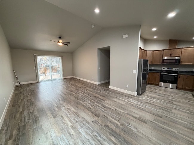 1331 Lynn Ave, Billings, MT 59102 - photo 2